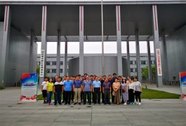 不忘初心、砥砺前行，，，，，，，时刻谨记党员 身份，，，，，，，勇于实践新时代水利精神